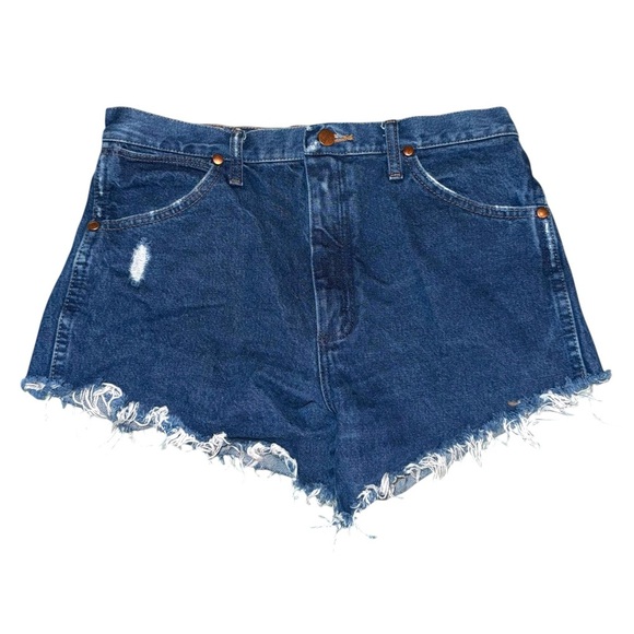 VINTAGE WRANGLER Cowboy Cut Off Shorts Boho Festival Western Size 32 - Picture 3 of 15